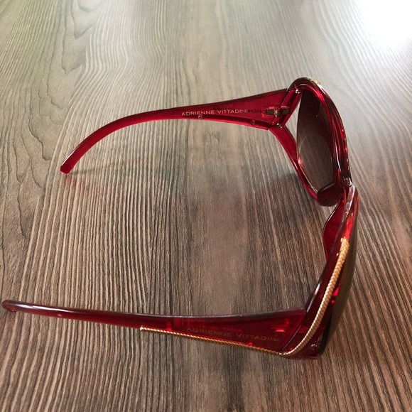 🛍HP🛍🌺NWOT🌺 😎Adrienne Vittadini Sunglasses😎 - Picture 6 of 6